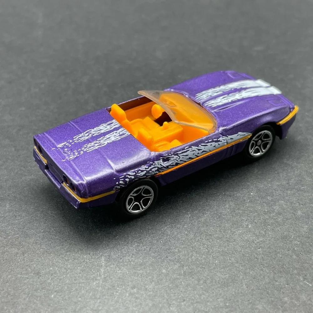 Matchbox 1987 '87 Chevrolet Corvette Convertible Car Purple Diecast‎ 1/56 Loose